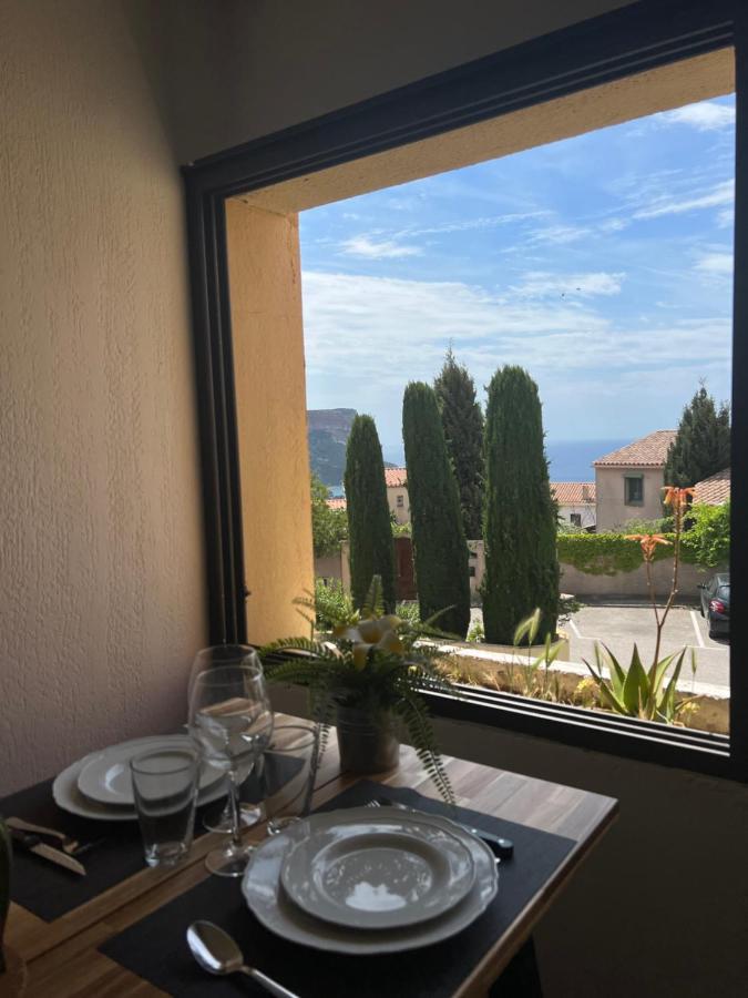 Appartement Confortable, Petite Vue Mer Et Piscine Cassis Esterno foto